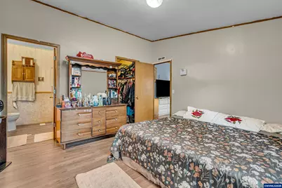 300 Western St SE #10, Albany, OR 97322 - Photo 17