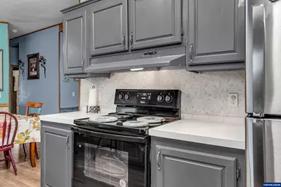 300 Western St SE #10, Albany, OR 97322 - Photo 15