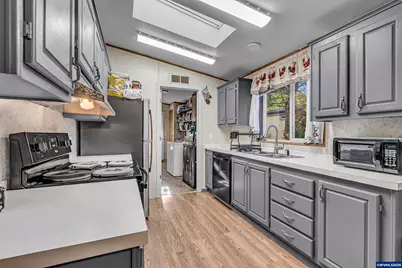 300 Western St SE #10, Albany, OR 97322 - Photo 11