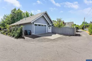 1176 Gwinn Street E, Monmouth, OR 97361 - Photo 49