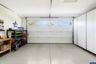 1176 Gwinn Street E, Monmouth, OR 97361 - Photo 37