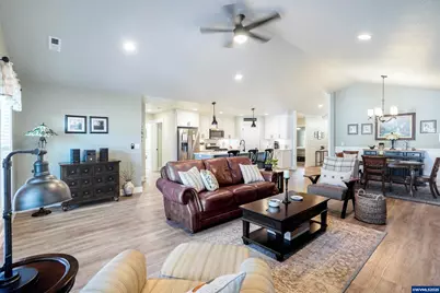 1176 Gwinn St E, Monmouth, OR 97361 - Photo 29