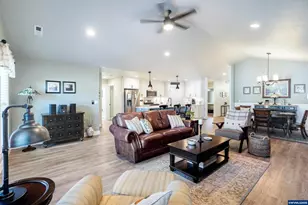 1176 Gwinn Street E, Monmouth, OR 97361 - Photo 29