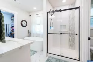 1176 Gwinn Street E, Monmouth, OR 97361 - Photo 13