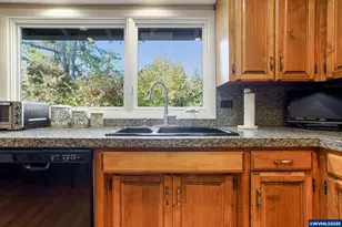 1445 Acacia Dr S, Salem, OR 97302 - Photo 15