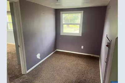 210 Hoyt St S, Salem, OR 97302 - Photo 13