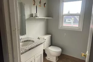 210 Hoyt St S, Salem, OR 97302 - Photo 9