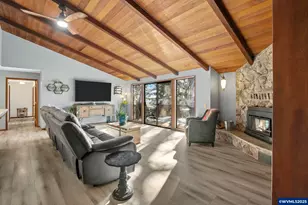 34501 Knox Butte Rd E, Albany, OR 97322 - Photo 9