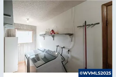 4722 Indiana Av NE, Salem, OR 97305 - Photo 29