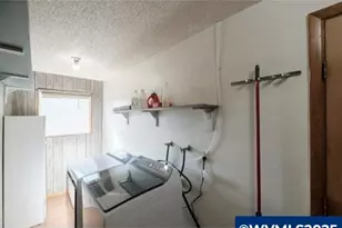 4722 Indiana Ave NE, Salem, OR 97305 - Photo 29