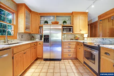 33941 Totem Pole Rd, Lebanon, OR 97355 - Photo 7