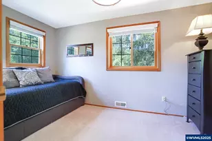 33941 Totem Pole Rd, Lebanon, OR 97355 - Photo 17