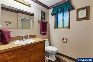 2091 Eola Dr NW, Salem, OR 97304 - Photo 17