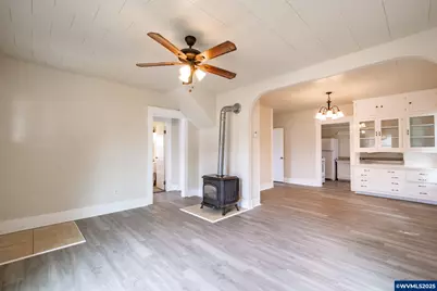 121 S Williams (125) St, Lebanon, OR 97355 - Photo 3