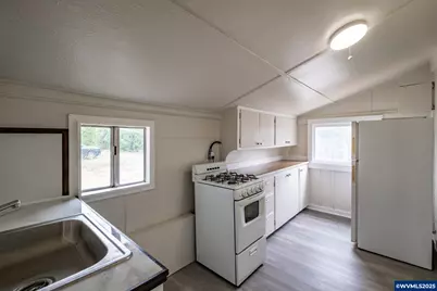 121 S Williams (125) St, Lebanon, OR 97355 - Photo 31