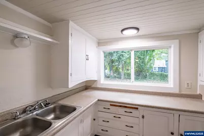 121 S Williams (125) St, Lebanon, OR 97355 - Photo 9