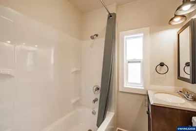 121 S Williams (125) St, Lebanon, OR 97355 - Photo 7