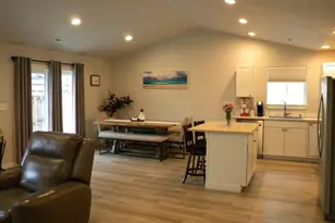 56 Oak Terrace Dr, Lebanon, OR 97355 - Photo 5