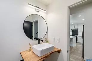 653 NW East Thornton Lake Dr, Albany, OR 97321 - Photo 13