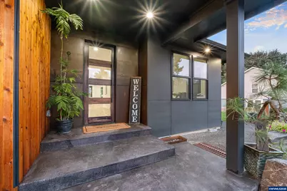 653 NW East Thornton Lake Dr, Albany, OR 97321 - Photo 3