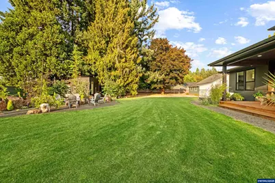 653 NW East Thornton Lake Dr, Albany, OR 97321 - Photo 39