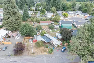 1285 46th St, Sweet Home, OR 97386 - Photo 5