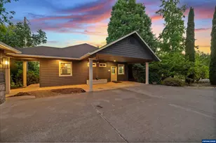 300 Reuben Boise Rd, Dallas, OR 97338 - Photo 17