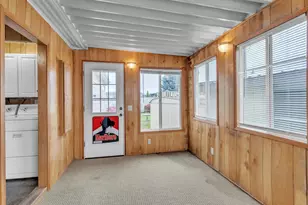 4230 Hazelgreen Rd NE, Salem, OR 97305 - Photo 25