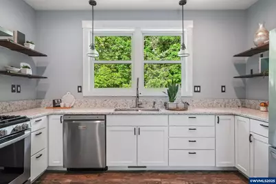 7060 NW Oak Creek Dr, Corvallis, OR 97330 - Photo 31