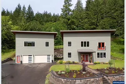 7060 NW Oak Creek Dr, Corvallis, OR 97330 - Photo 1