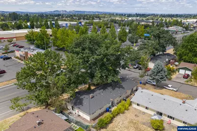 2870 Lancaster Dr NE, Salem, OR 97305 - Photo 11