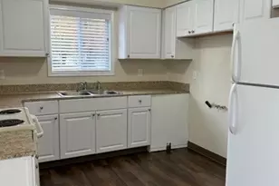 2870 Lancaster Dr NE, Salem, OR 97305 - Photo 13