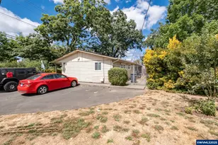 2910 Lancaster Dr NE, Salem, OR 97305 - Photo 9