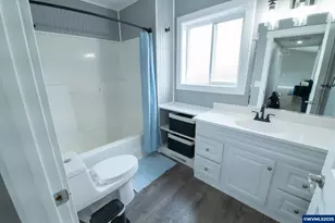 343 SE Hankel St, Dallas, OR 97338 - Photo 13