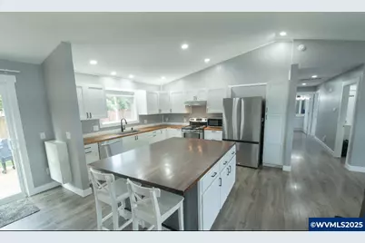 343 SE Hankel St, Dallas, OR 97338 - Photo 5