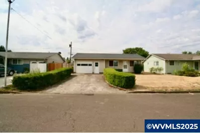 1332 Thompson Rd, Woodburn, OR 97071 - Photo 3