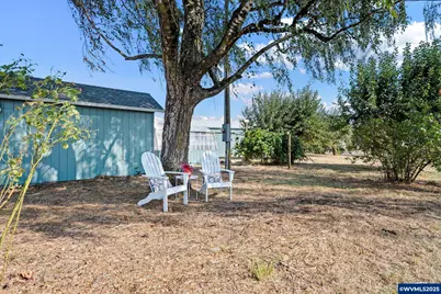 24315 Peoria Rd, Harrisburg, OR 97446 - Photo 5