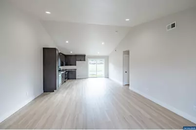 4485 Knotty Pine Ct, Sweet Home, OR 97386 - Photo 11