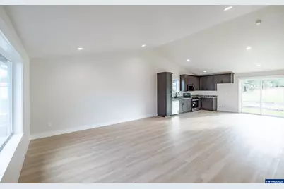 4485 Knotty Pine Ct, Sweet Home, OR 97386 - Photo 13