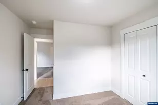 4485 Knotty Pne Ct, Sweet Home, OR 97386 - Photo 33