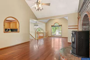 1399 Twin Hills Rd SE, Jefferson, OR 97352 - Photo 11