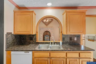 1399 Twin Hills Rd SE, Jefferson, OR 97352 - Photo 13