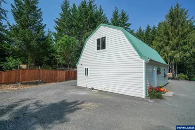 26377 Cherry Creek Rd, Monroe, OR 97456 - Photo 23