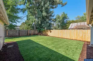 1078 Young St, Woodburn, OR 97071 - Photo 35