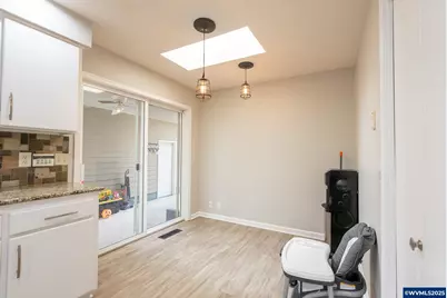 1140 Clover Valley Ct NE, Salem, OR 97317 - Photo 17