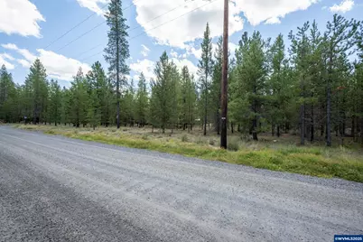 652 Chapman St, Gilchrist, OR 97737 - Photo 7