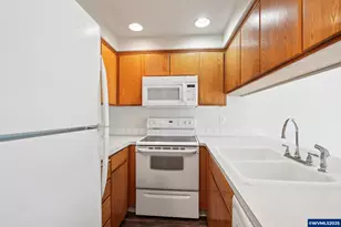 2143 Dorsey (-2145) Dr, Hubbard, OR 97032 - Photo 13