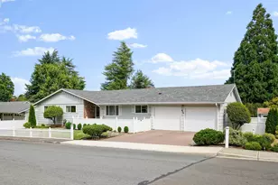 810 22nd Ave NW, Salem, OR 97304 - Photo 3