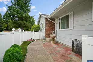 810 22nd Ave NW, Salem, OR 97304 - Photo 7