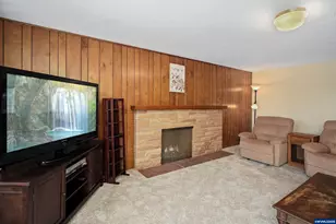 810 22nd Ave NW, Salem, OR 97304 - Photo 13